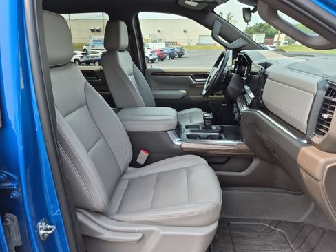 Certified 2023 Chevrolet Silverado 1500 LT Trail Boss w/ Convenience Package II AWD/4WD image 28