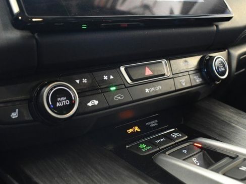 Used 2018 Honda Clarity Plug-In Hybrid image 30