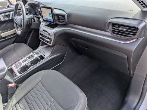 Certified 2021 Ford Explorer XLT w/ Class III Trailer Tow Package image 20