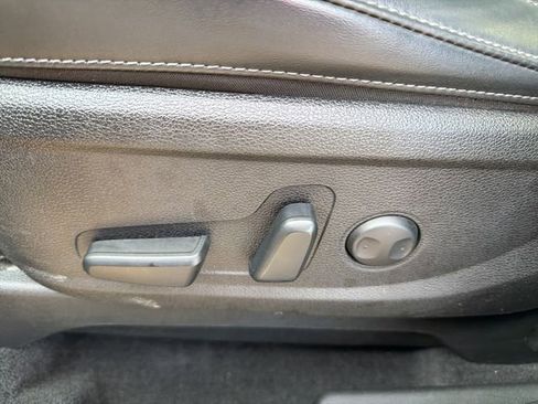 Used 2022 Kia Telluride S image 9