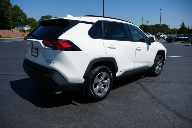 Used 2024 Toyota RAV4 XLE w/ Convenience Package AWD/4WD image 8