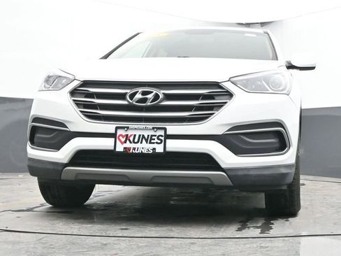 Used 2018 Hyundai Santa Fe Sport image 21