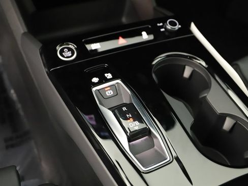 New 2027 Audi Q6 e-tron Prestige AWD/4WD image 29