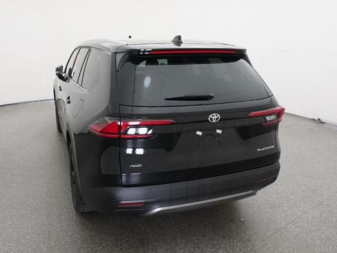 New 2026 Toyota Grand Highlander AWD image 6