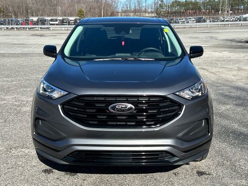 Used 2022 Ford Edge SE w/ Black Appearance Package image 10