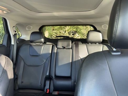 Used 2017 Ford Edge Titanium w/ Equipment Group 301A image 6