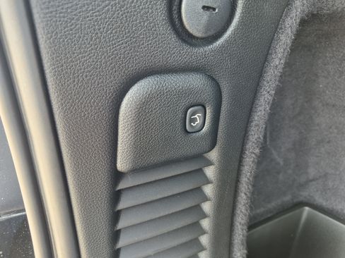 Used 2025 Dodge Durango GT RWD image 12