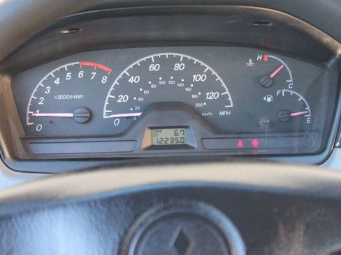 Used 2004 Mitsubishi Lancer ES FWD image 36