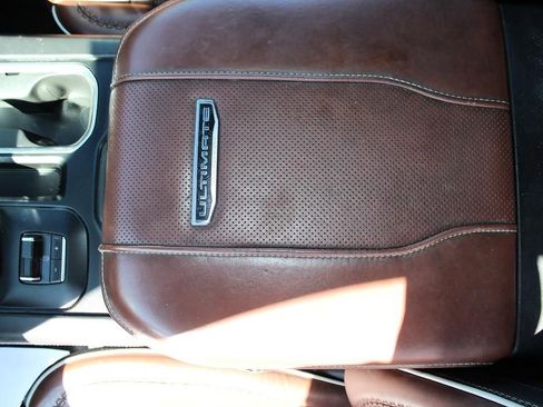 Used 2024 GMC Sierra 2500 Denali Ultimate image 28