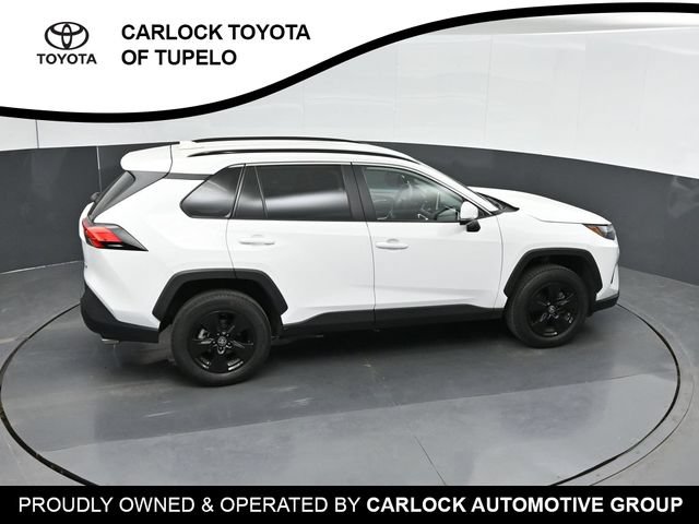 Used 2024 Toyota RAV4 XLE FWD image 35