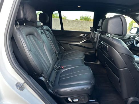 Used 2020 BMW X7 M50i w/ Executive Package image 26