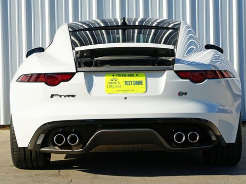 Used 2020 Jaguar F-TYPE R image 10