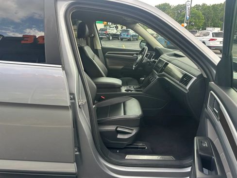 Used 2021 Volkswagen Atlas SE FWD image 19
