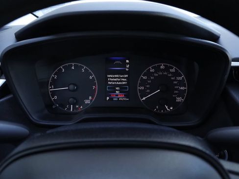 Used 2024 Toyota Corolla LE w/ LE Convenience Package FWD image 31