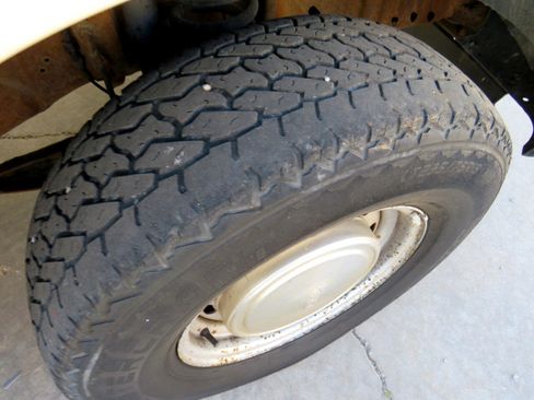 Used 2001 Ford E-150 and Econoline 150 image 24