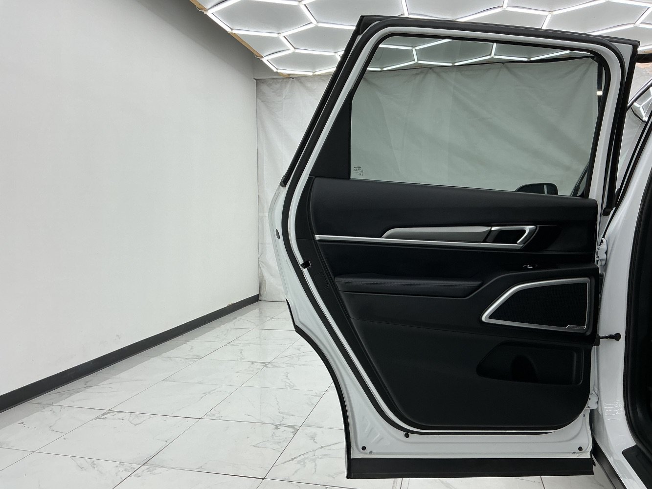 Used 2020 Kia Telluride S AWD/4WD image 24