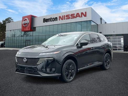 Certified 2025 Nissan Murano SV image 12