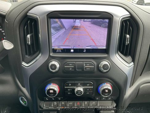 Used 2019 GMC Sierra 1500 SLT w/ SLT Convenience Package AWD/4WD image 15