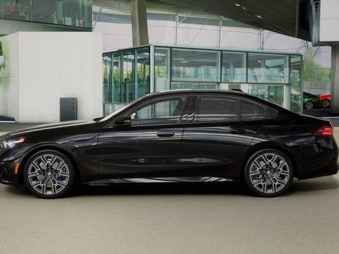 New 2026 BMW 530i w/ M Sport Package image 4
