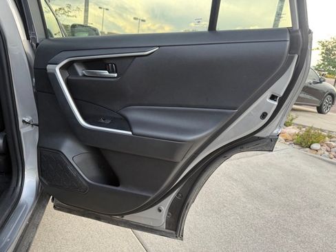 Used 2025 Toyota RAV4 XLE AWD/4WD image 25