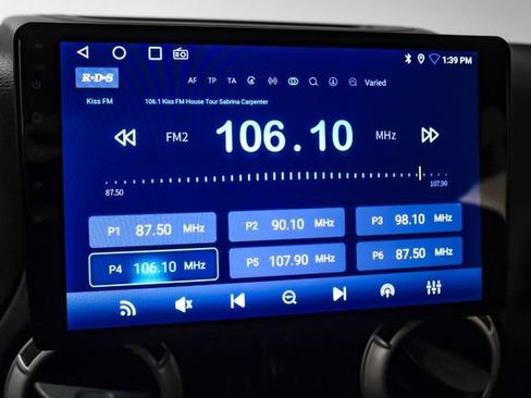 Used 2016 Jeep Wrangler Unlimited Sahara w/ Max Tow Package AWD/4WD image 27