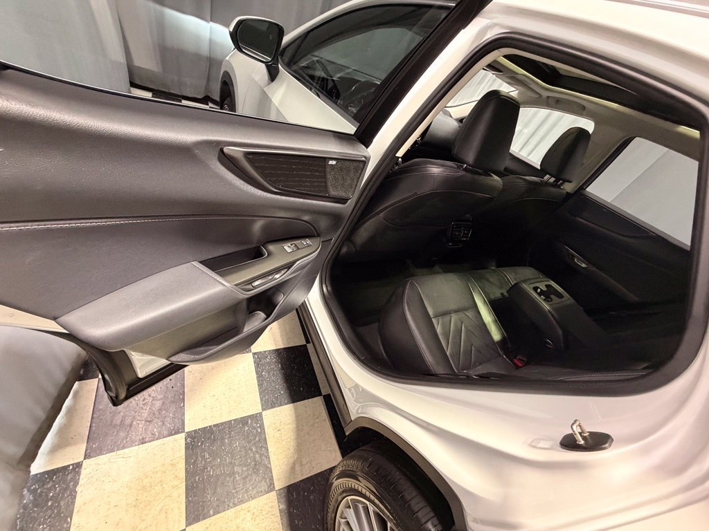 Used 2024 Lexus NX 350 AWD w/ Vision Package image 8