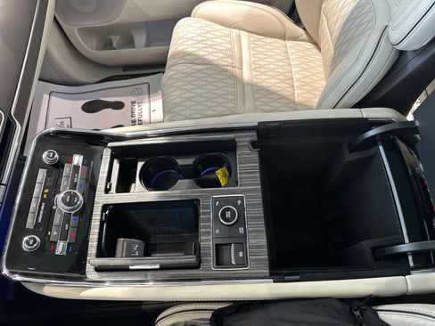 Used 2021 Lincoln Navigator L Black Label image 21