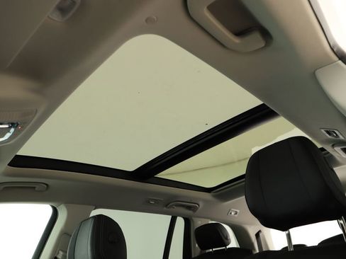 Used 2024 Mercedes-Benz GLS 580 GLS 580 w/ Warmth & Comfort Package image 26