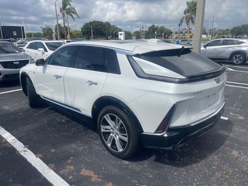 Certified 2024 Cadillac Lyriq Tech w/ Driver Assist Package RWD image 6