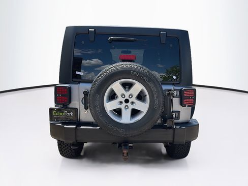 Used 2015 Jeep Wrangler Unlimited Sport w/ Quick Order Package 24S AWD/4WD image 7