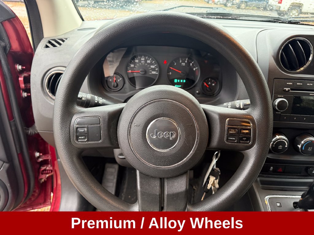 Used 2012 Jeep Compass Sport AWD/4WD image 15