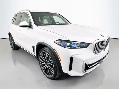 New 2026 BMW X5 xDrive40i image 3