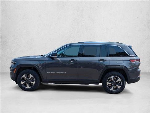 Used 2023 Jeep Grand Cherokee 4WD 4xe image 9
