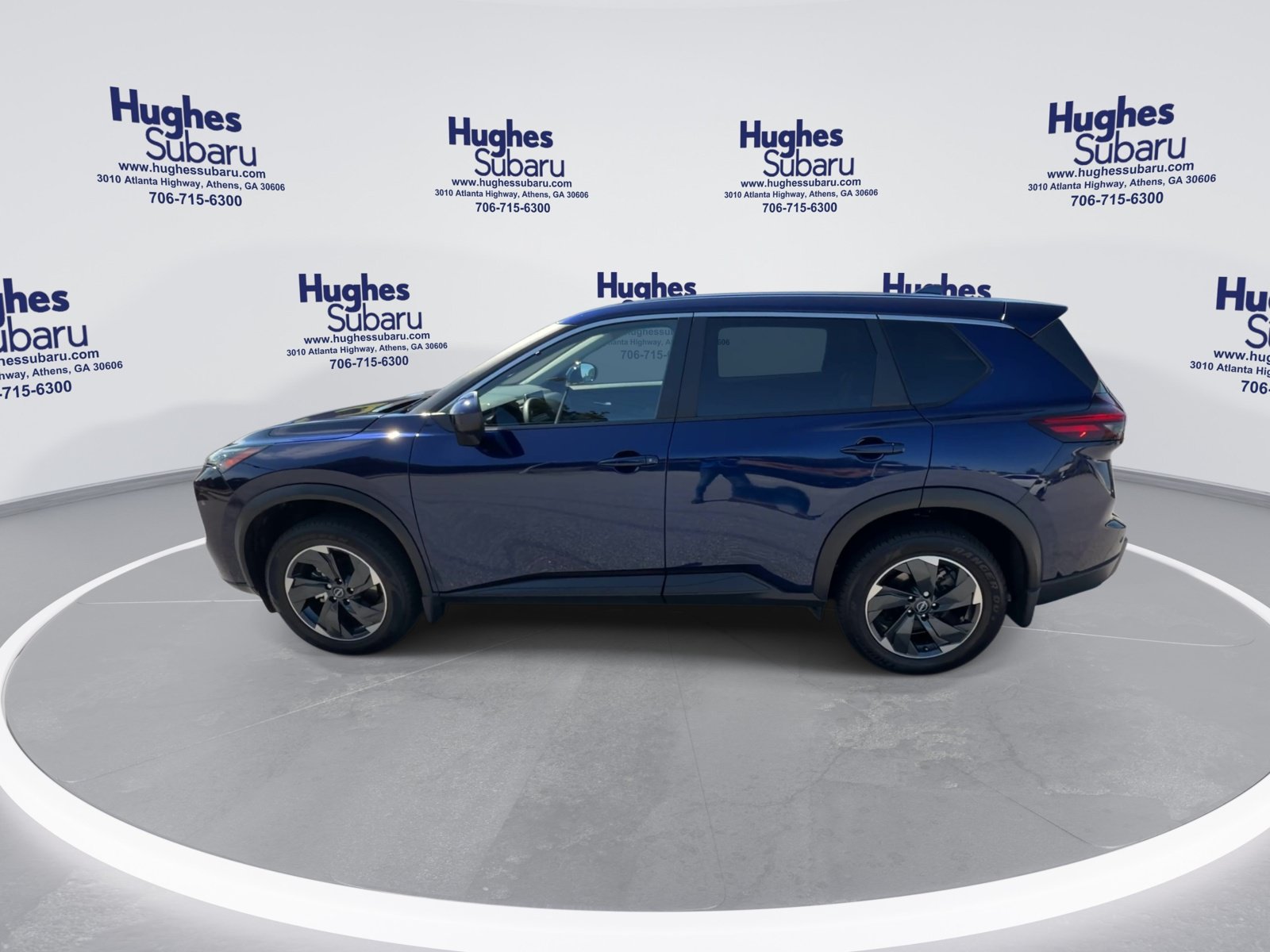 Used 2024 Nissan Rogue SV AWD/4WD image 7
