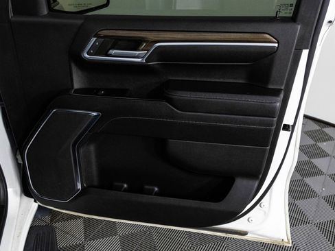 Used 2023 Chevrolet Silverado 1500 LT Trail Boss w/ Protection Package image 40