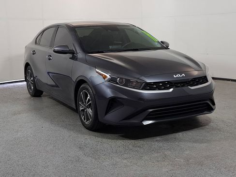 Used 2022 Kia Forte LXS w/ LXS Technology Package image 1