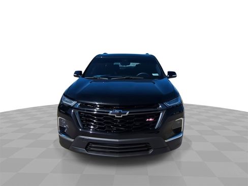 Certified 2023 Chevrolet Traverse RS image 3