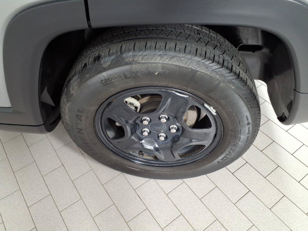 Used 2021 Jeep Compass Sport w/ Cold Weather Group FWD image 8