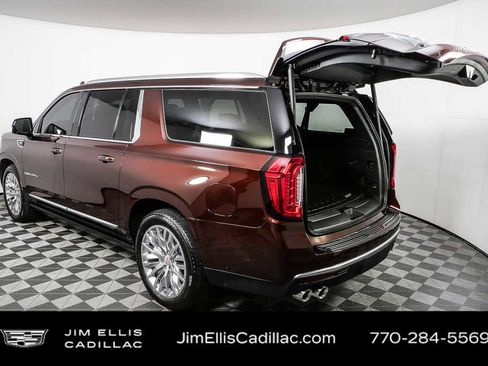 Used 2023 GMC Yukon XL Denali w/ Denali Reserve Package image 71