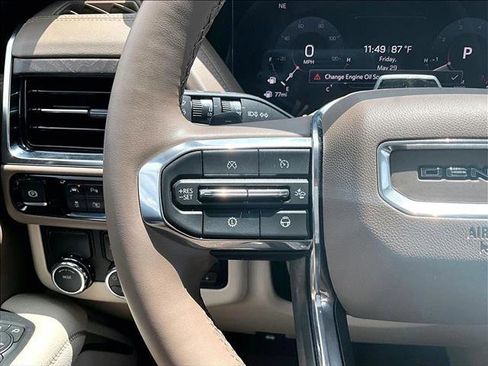 Used 2025 GMC Yukon Denali w/ Denali Reserve Package RWD image 20