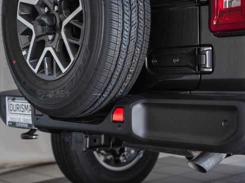 New 2026 Jeep Wrangler Sahara image 7