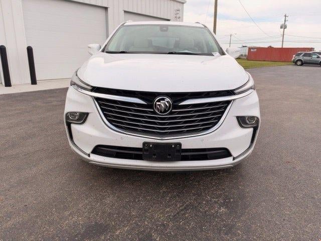 Used 2023 Buick Enclave Essence AWD/4WD image 9