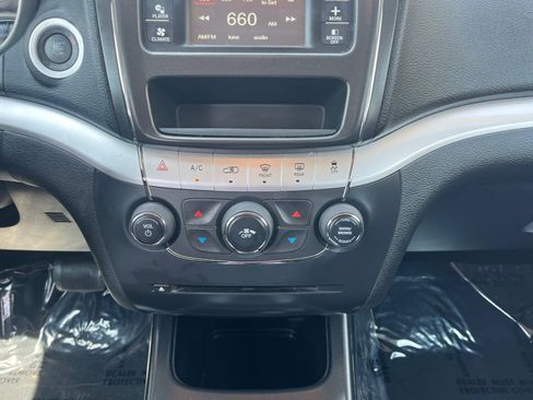 Used 2012 Dodge Journey American Value Package FWD image 20