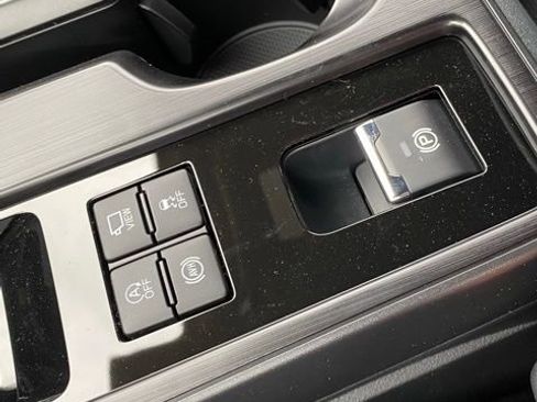 New 2026 Subaru Outback Touring XT AWD/4WD image 17