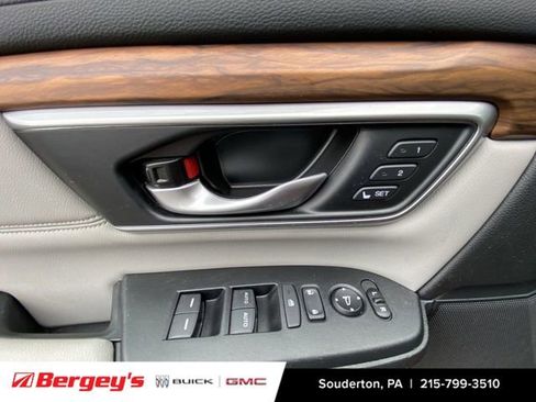 Used 2021 Honda CR-V Touring image 26