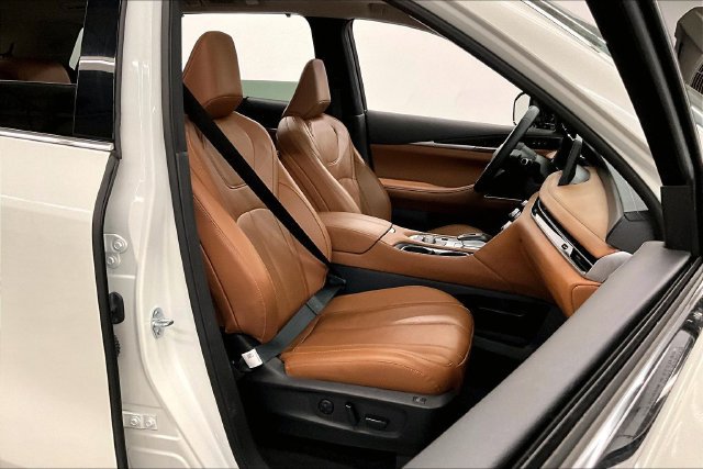 Used 2024 INFINITI QX60 Sensory AWD/4WD image 8