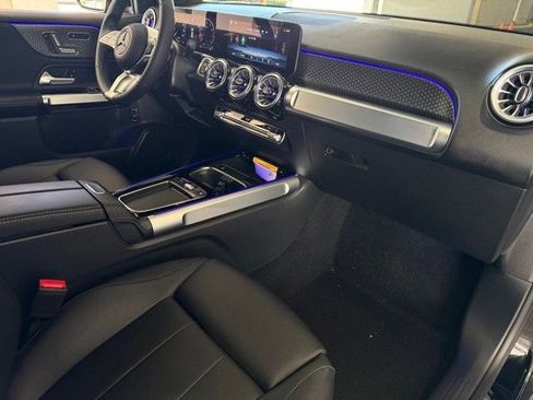 Certified 2025 Mercedes-Benz GLB 250 image 13
