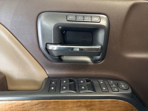 Used 2015 Chevrolet Silverado 1500 LTZ w/ LTZ Plus Package AWD/4WD image 40