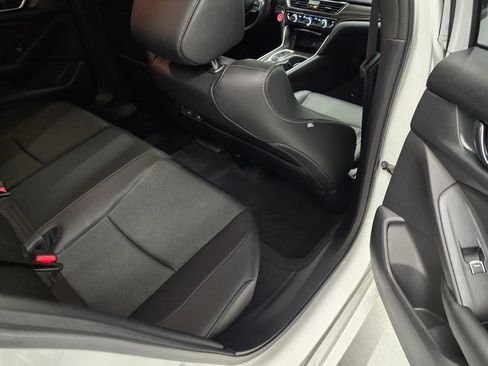 Used 2021 Honda Accord Sport image 31