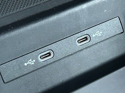 Used 2023 Audi Q4 e-tron Premium Plus w/ Premium Plus image 34